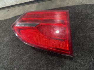 bontott VW JETTA Bal Belső Hátsó Lámpa