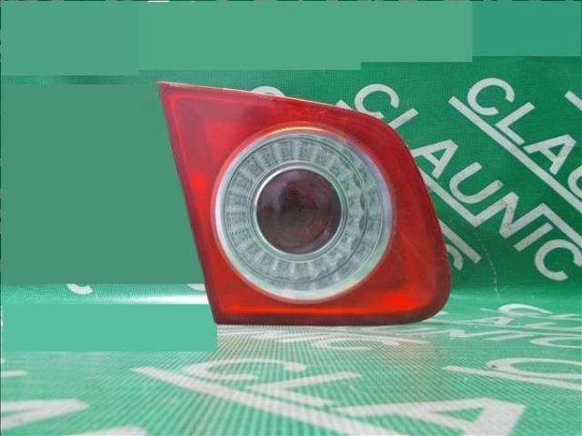 bontott VW JETTA Bal Belső Hátsó Lámpa