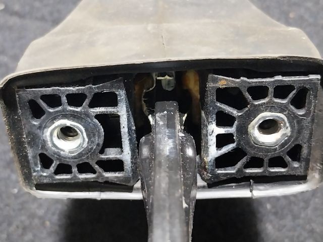 bontott VW JETTA Bal Csomagtérajtó Ajtóhatároló