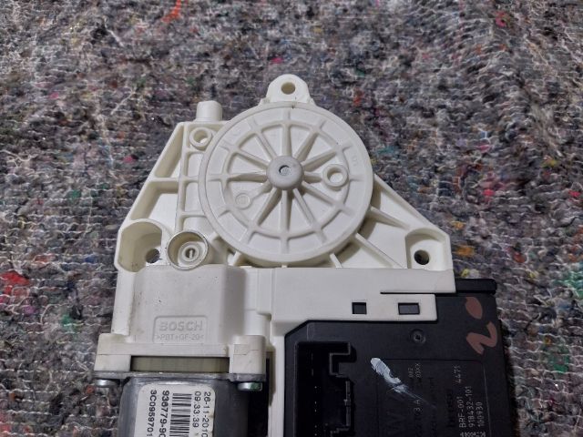 bontott VW JETTA Bal első Ablakemelő Motor