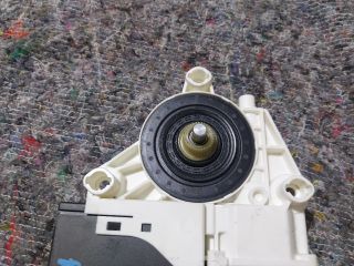 bontott VW JETTA Bal első Ablakemelő Motor