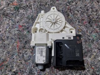 bontott VW JETTA Bal első Ablakemelő Motor