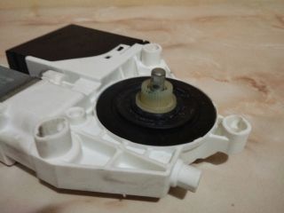 bontott VW JETTA Bal első Ablakemelő Motor