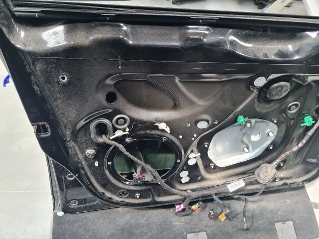 bontott VW JETTA Bal első Ajtó (Részeivel)