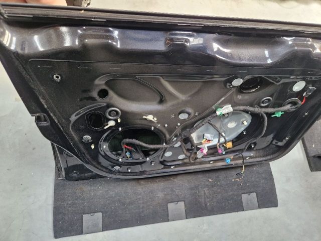 bontott VW JETTA Bal első Ajtó (Részeivel)