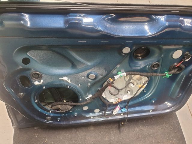 bontott VW JETTA Bal első Ajtó (Részeivel)