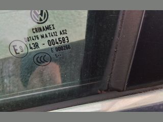 bontott VW JETTA Bal első Ajtó (Részeivel)