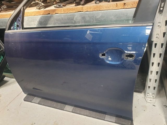 bontott VW JETTA Bal első Ajtó (Részeivel)