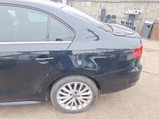 bontott VW JETTA Bal első Ajtó (Üres lemez)