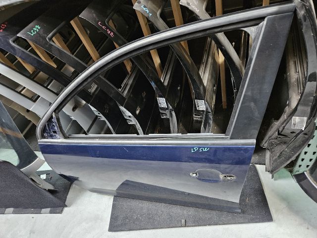 bontott VW JETTA Bal első Ajtó (Üres lemez)