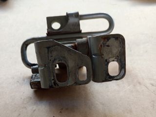 bontott VW JETTA Bal első Alsó Zsanér