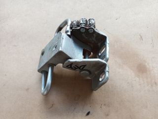 bontott VW JETTA Bal első Alsó Zsanér