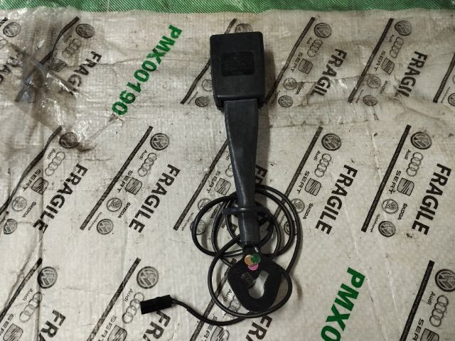 bontott VW JETTA Bal első Biztonsági Öv Csat