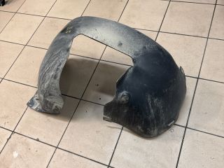 bontott VW JETTA Bal első Dobbetét (Kerékjárati, Műanyag)