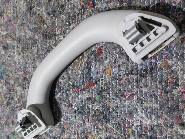 bontott VW JETTA Bal első Kapaszkodó (Felső)