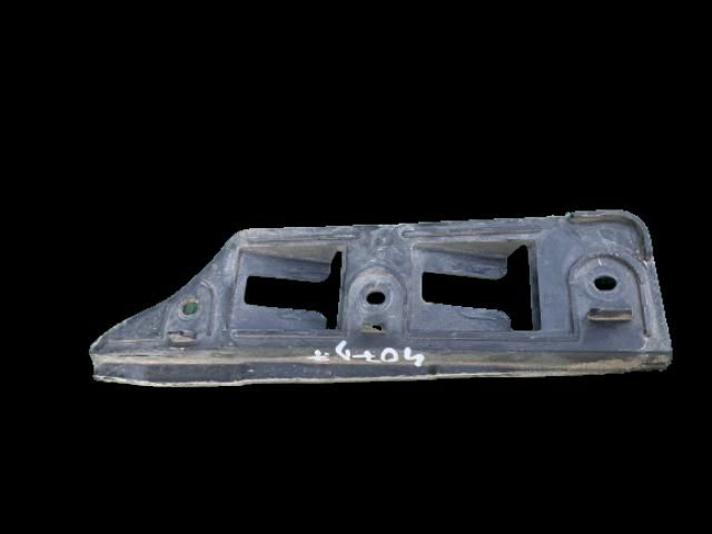 bontott VW JETTA Bal első Lökhárító Tartó (Műanyag)