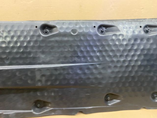 bontott VW JETTA Bal Fenéklemez