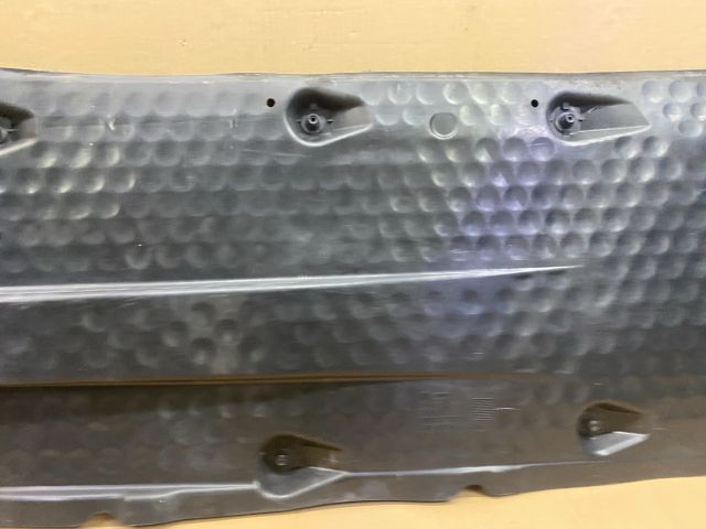 bontott VW JETTA Bal Fenéklemez