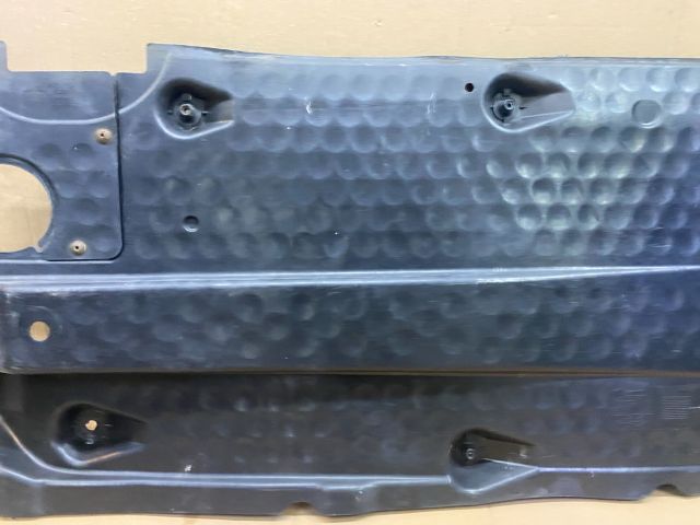 bontott VW JETTA Bal Fenéklemez