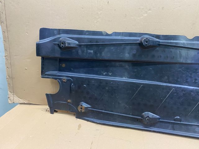 bontott VW JETTA Bal Fenéklemez