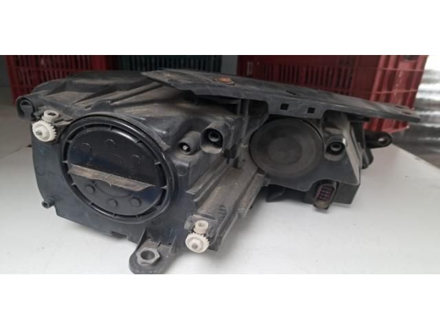 bontott VW JETTA Bal Fényszóró