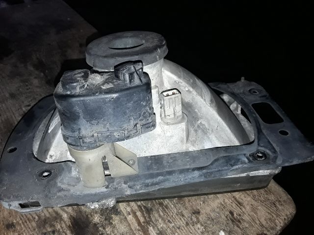 bontott VW JETTA Bal Fényszóró