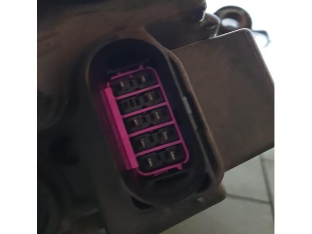 bontott VW JETTA Bal Fényszóró