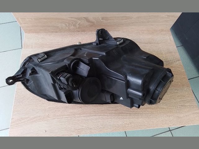 bontott VW JETTA Bal Fényszóró