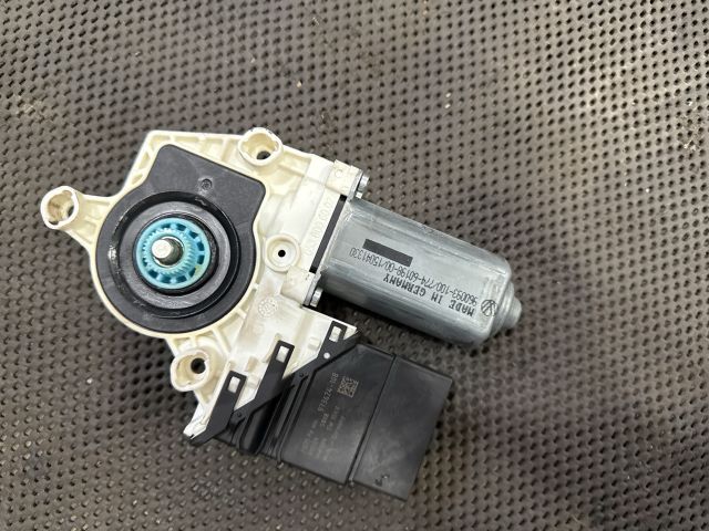 bontott VW JETTA Bal hátsó Ablakemelő Motor