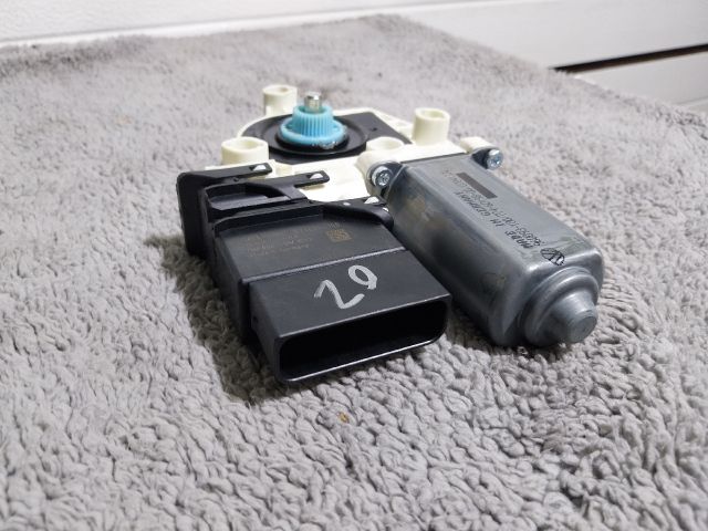 bontott VW JETTA Bal hátsó Ablakemelő Motor