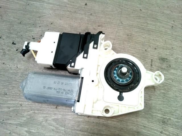 bontott VW JETTA Bal hátsó Ablakemelő Motor