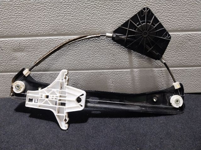 bontott VW JETTA Bal hátsó Ablakemelő Szerkezet (Elektromos)