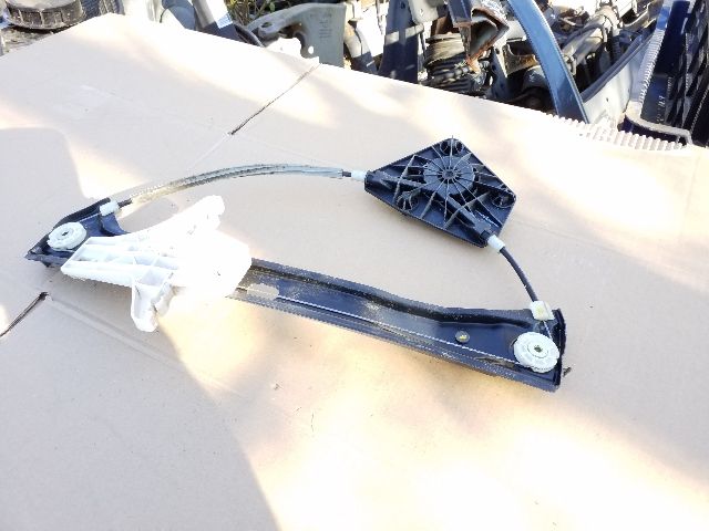 bontott VW JETTA Bal hátsó Ablakemelő Szerkezet (Elektromos)