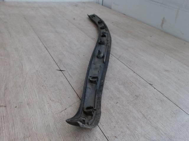 bontott VW JETTA Bal hátsó Ajtó Díszléc