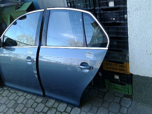 bontott VW JETTA Bal hátsó Ajtó Kárpit