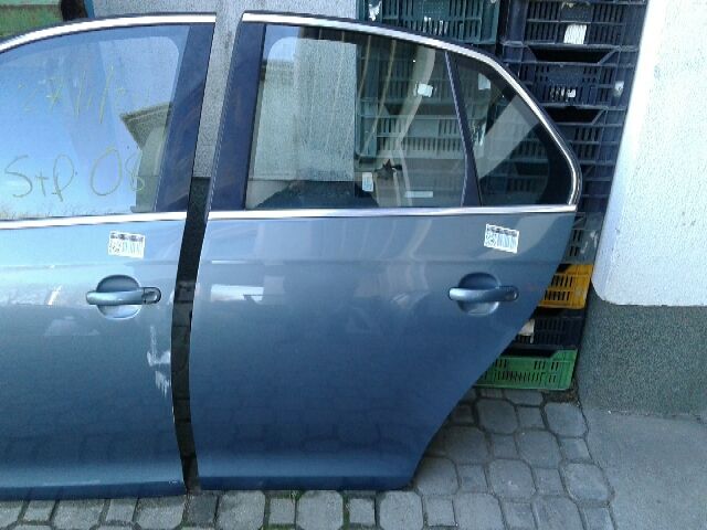 bontott VW JETTA Bal hátsó Ajtó Kárpit