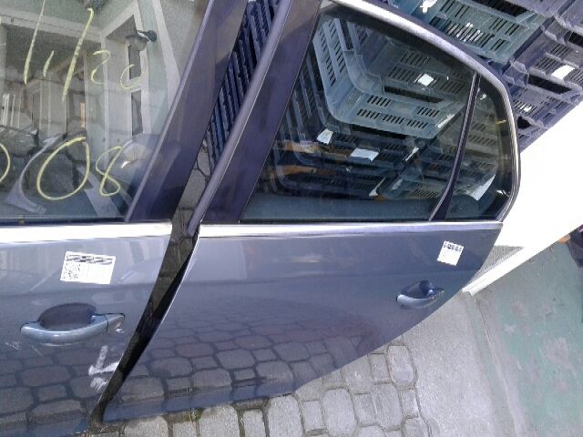 bontott VW JETTA Bal hátsó Ajtó Kárpit