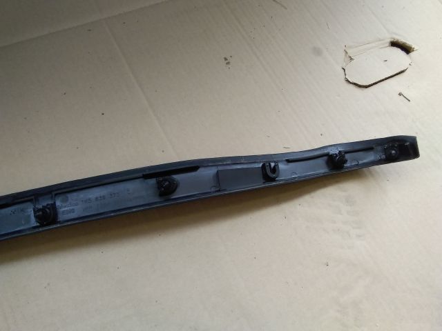 bontott VW JETTA Bal hátsó Ajtókeret Burkolat