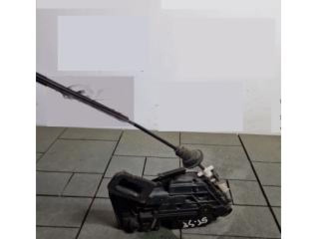 bontott VW JETTA Bal hátsó Ajtózár