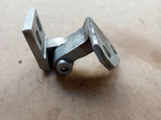 bontott VW JETTA Bal hátsó Felső Zsanér