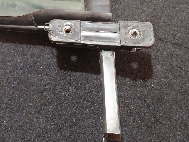 bontott VW JETTA Bal hátsó Fixüveg (Ajtóban)