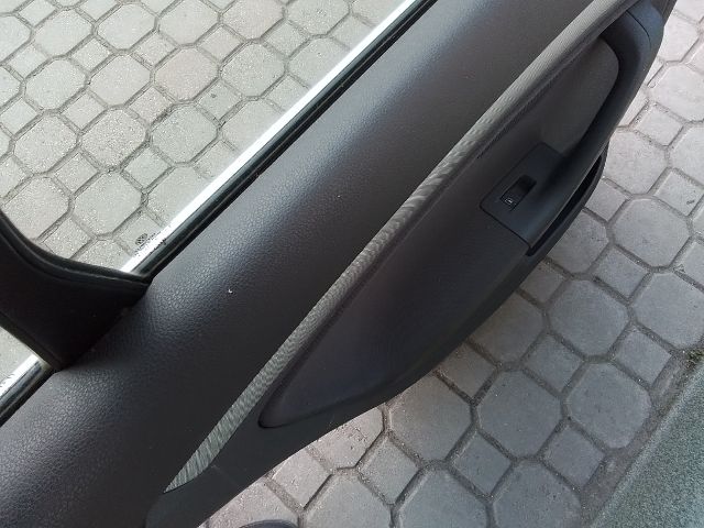 bontott VW JETTA Bal hátsó Fixüveg (Ajtóban)