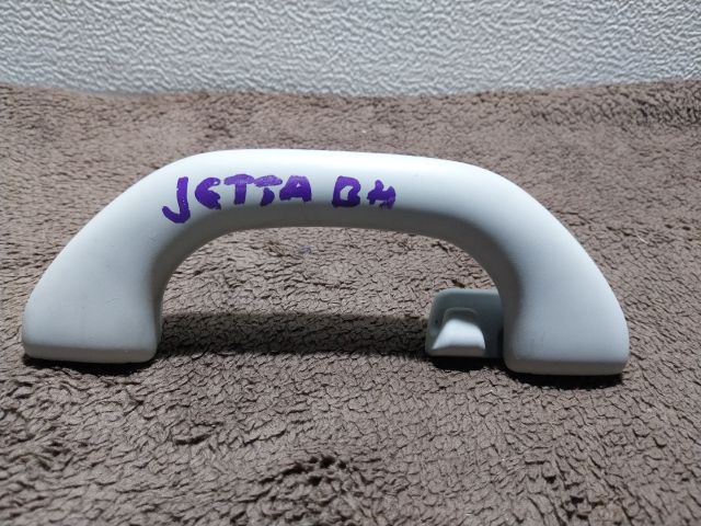 bontott VW JETTA Bal hátsó Kapaszkodó (Felső)