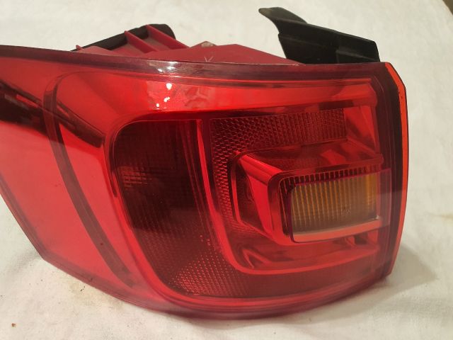 bontott VW JETTA Bal Hátsó Lámpa