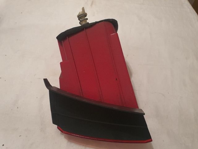 bontott VW JETTA Bal Hátsó Lámpa