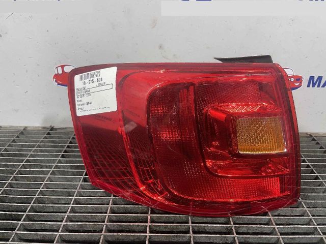 bontott VW JETTA Bal Hátsó Lámpa