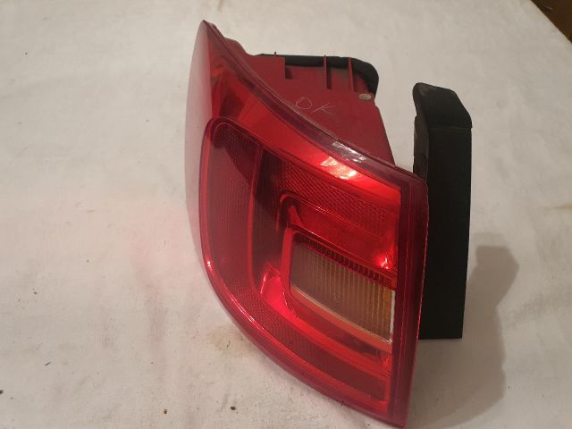 bontott VW JETTA Bal Hátsó Lámpa