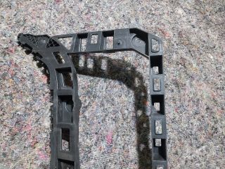 bontott VW JETTA Bal hátsó Lökhárító Tartó (Műanyag)