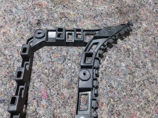 bontott VW JETTA Bal hátsó Lökhárító Tartó (Műanyag)