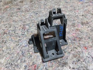 bontott VW JETTA Bal hátsó Lökhárító Tartó (Műanyag)